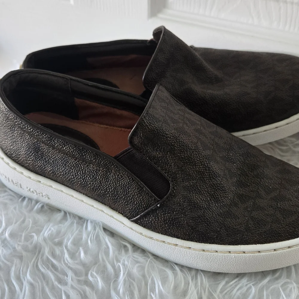 Michael Kors Monogram Slip-On Sneakers Brown Logo Canvas Women’s Size‎ 6M